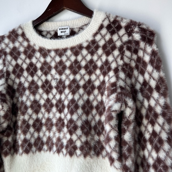 🔻 Aritzia Sunday Best Kitten Argyle Cropped Sweater - Picture 7 of 10